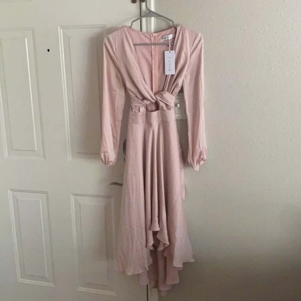 Billy J Boutique Blush MIDI Dress, size 2 NWT